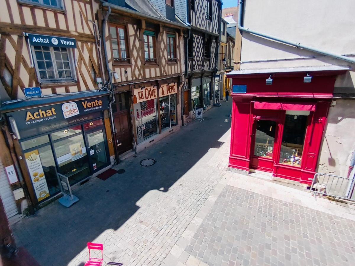 Apartament 2 Pieces Totalement Renove Au Coeur De Bourges Zewnętrze zdjęcie
