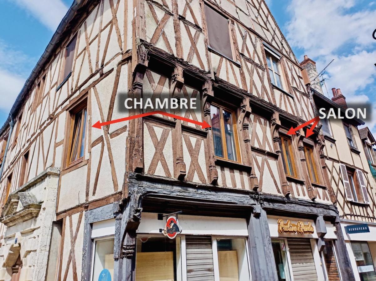 Apartament 2 Pieces Totalement Renove Au Coeur De Bourges Zewnętrze zdjęcie