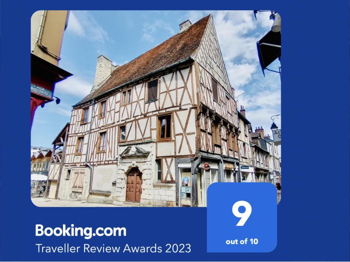 Apartament 2 Pieces Totalement Renove Au Coeur De Bourges Zewnętrze zdjęcie