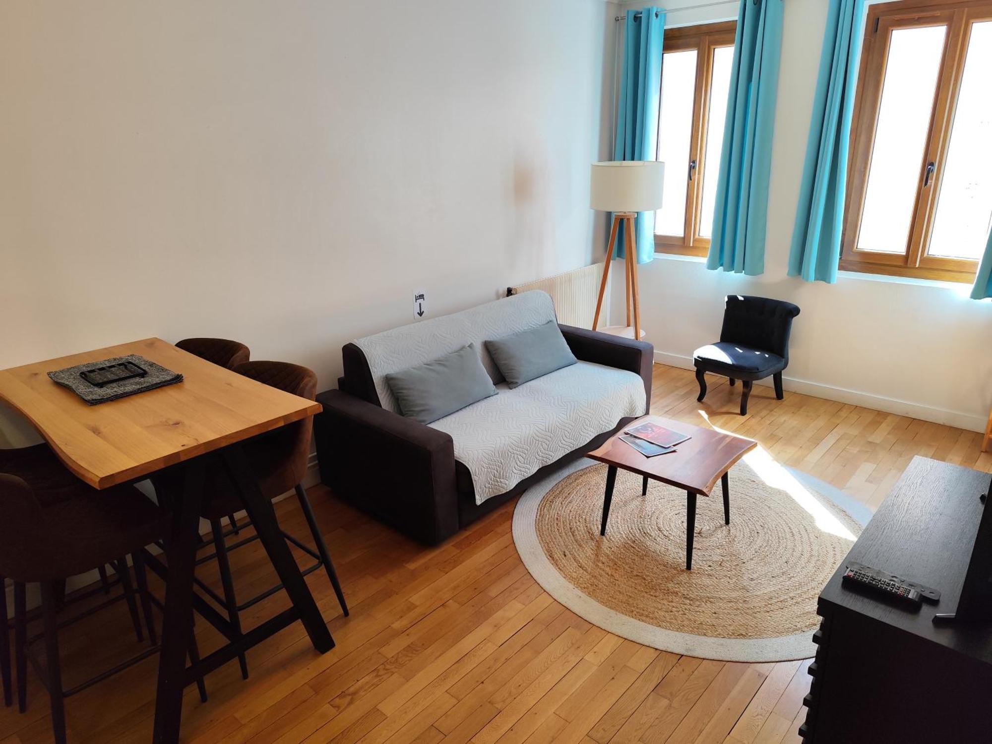 Apartament 2 Pieces Totalement Renove Au Coeur De Bourges Zewnętrze zdjęcie