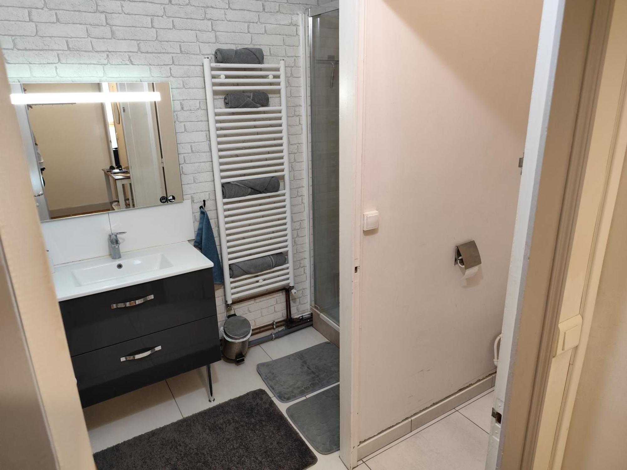 Apartament 2 Pieces Totalement Renove Au Coeur De Bourges Zewnętrze zdjęcie